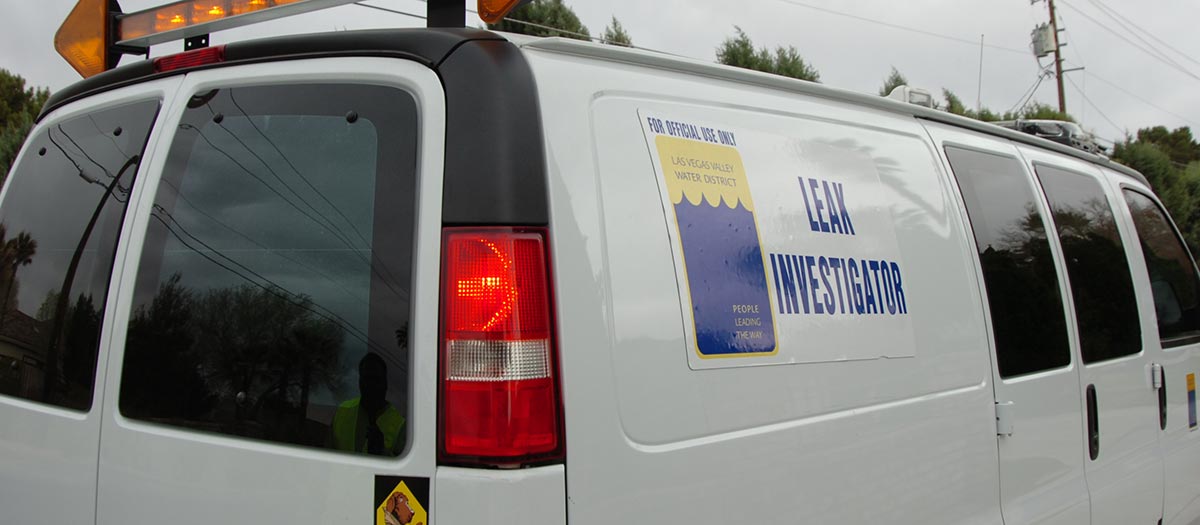 Stopping leaks in the water distribution system